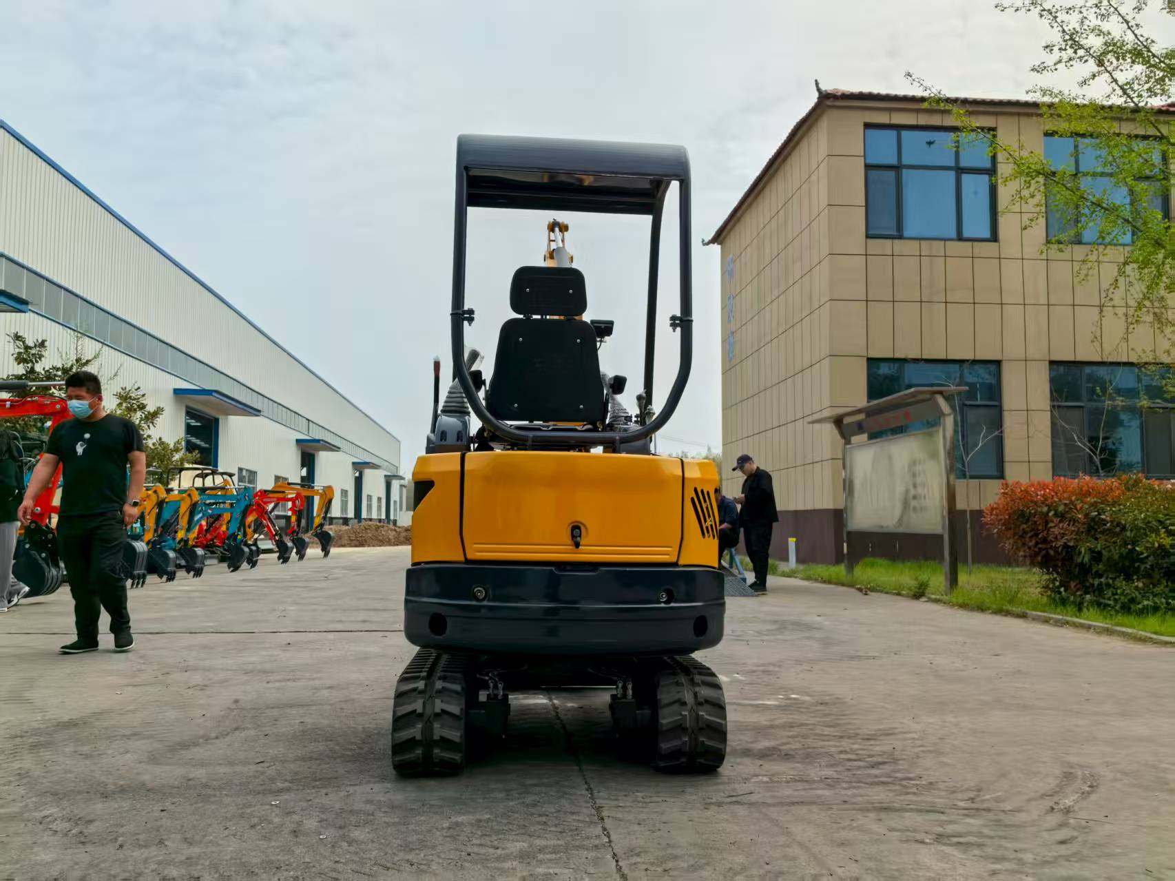 2T Tailless Small Excavator EP - Urban Farming Usa ulasan dan harga